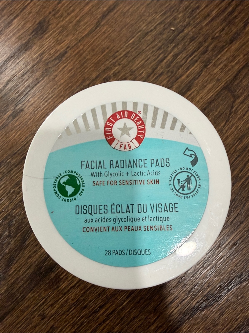 First Aid Beauty Facial Radiance Pads - 28